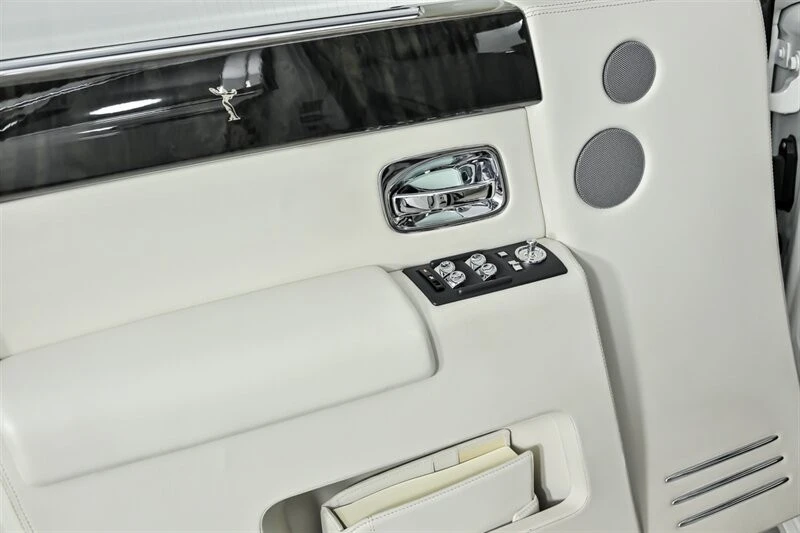 2013 Rolls-Royce Phantom VII - Image 18 of 21