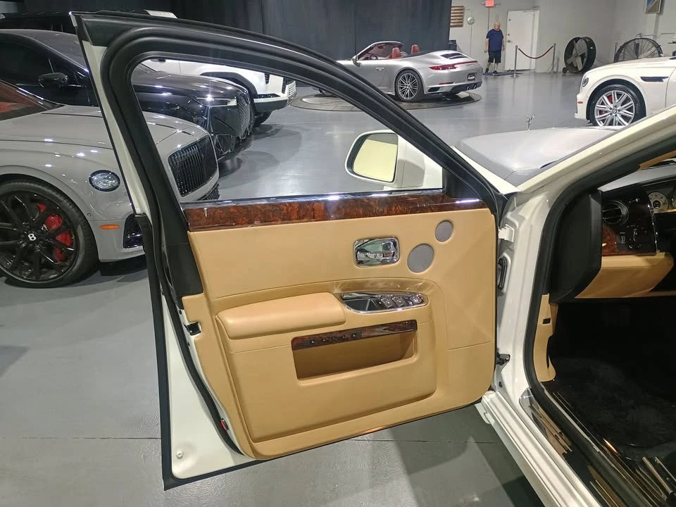 2013 Rolls-Royce Ghost 1st Gen - Image 8 of 20