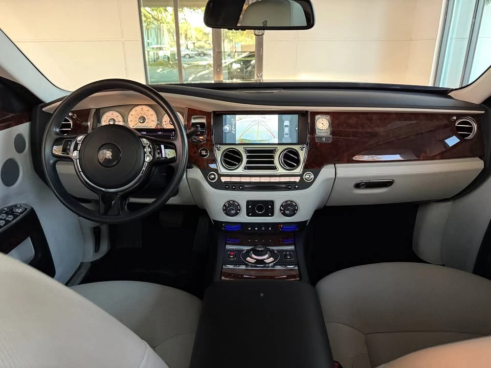 2013 Rolls-Royce Ghost 1st Gen - Image 15 of 16