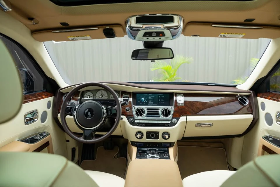 2013 Rolls-Royce Ghost 1st Gen - Image 13 of 19