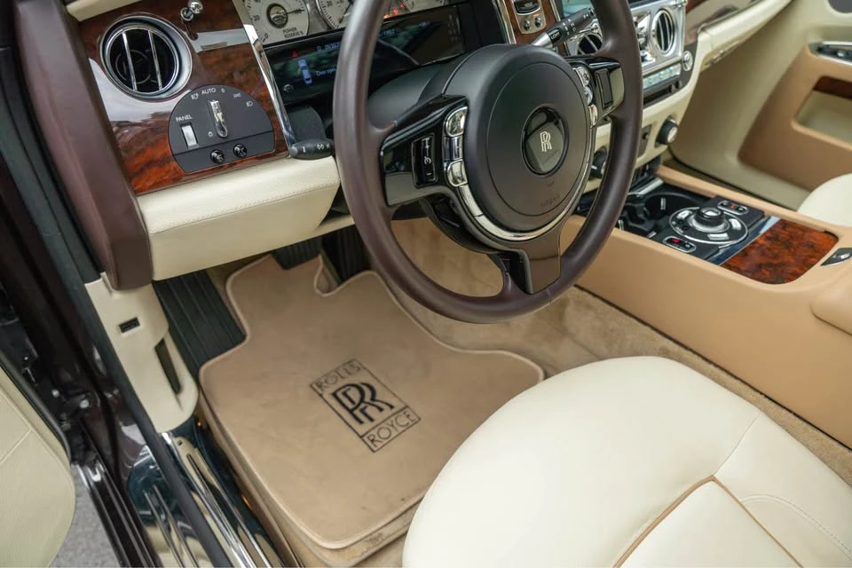 2013 Rolls-Royce Ghost 1st Gen - Image 12 of 19
