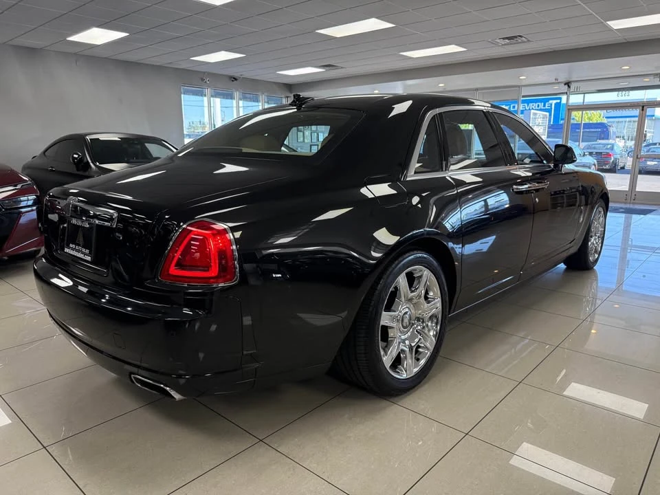 2013 Rolls-Royce Ghost 1st Gen - Image 13 of 19
