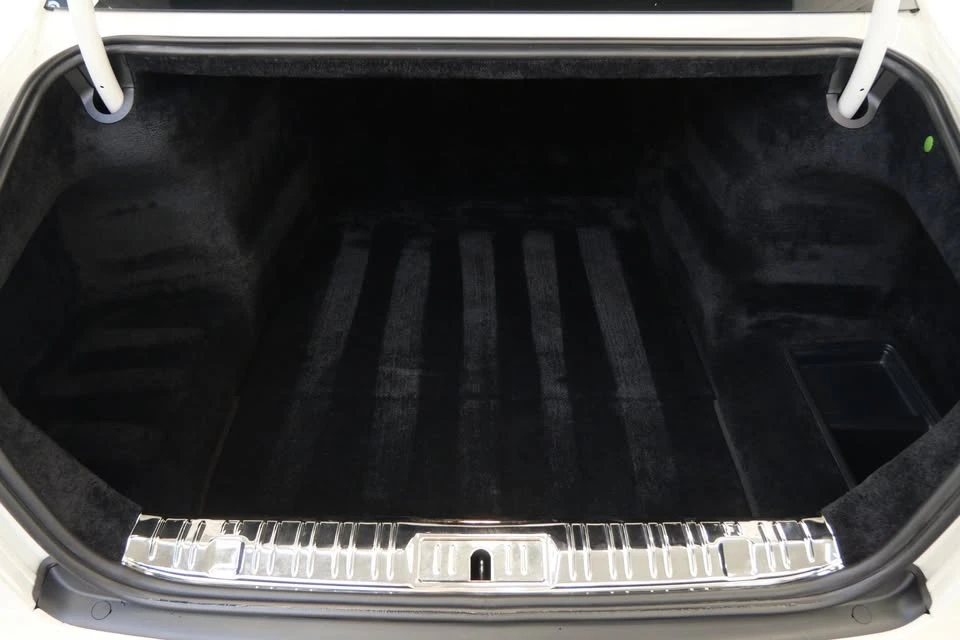 2013 Rolls-Royce Ghost 1st Gen - Image 11 of 12