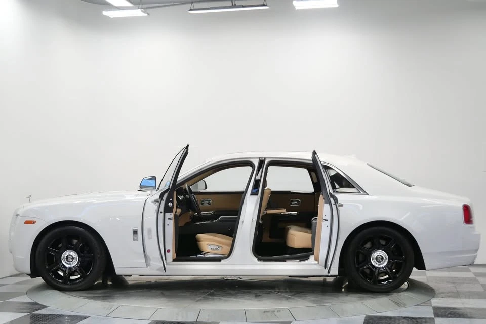 2013 Rolls-Royce Ghost 1st Gen - Image 2 of 12