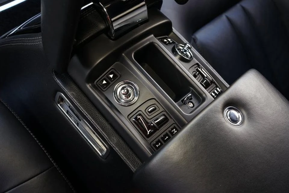 2013 Rolls-Royce Phantom VII - Image 15 of 20
