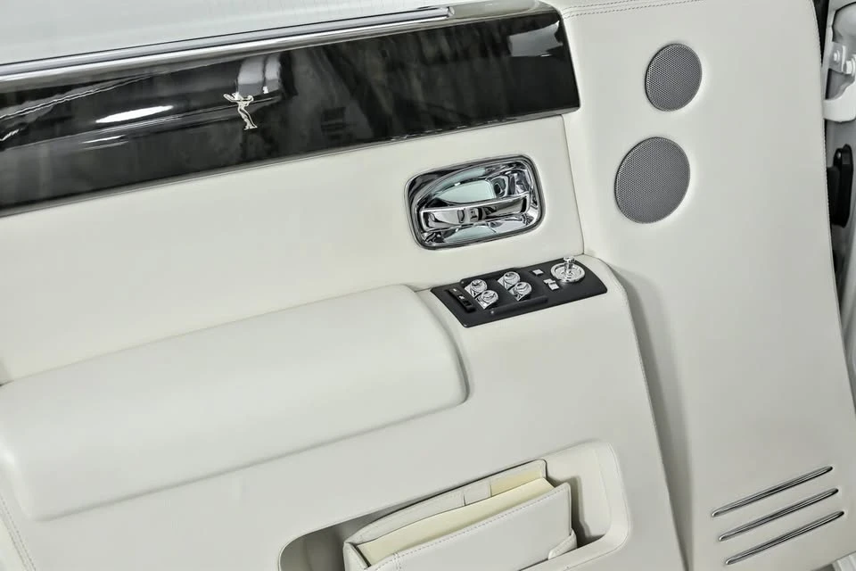 2013 Rolls-Royce Phantom VII - Image 17 of 19