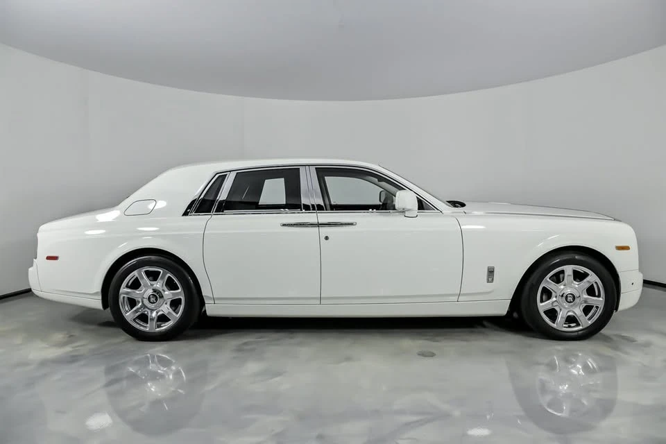 2013 Rolls-Royce Phantom VII - Image 14 of 19