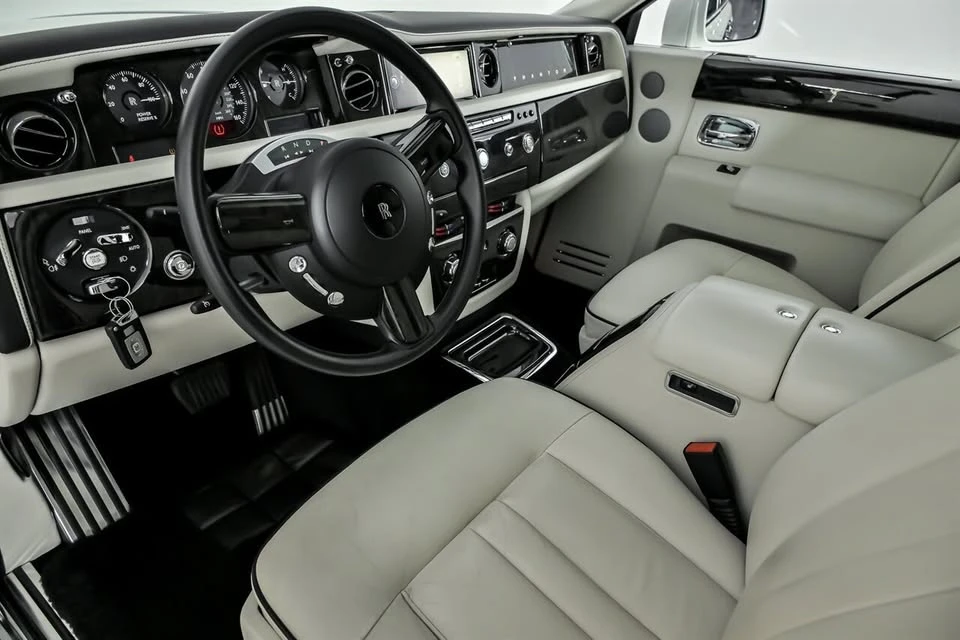 2013 Rolls-Royce Phantom VII - Image 19 of 19