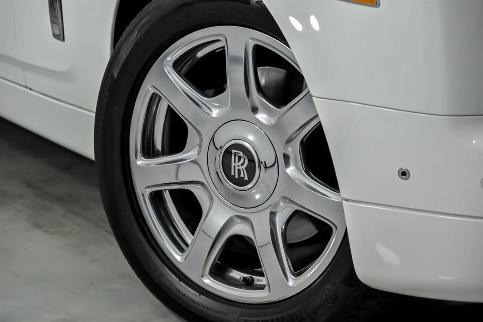 2013 Rolls-Royce Phantom VII - Image 4 of 19