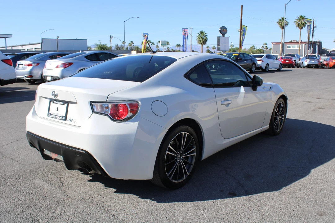 2013 Scion FR-S - Image 28 of 31