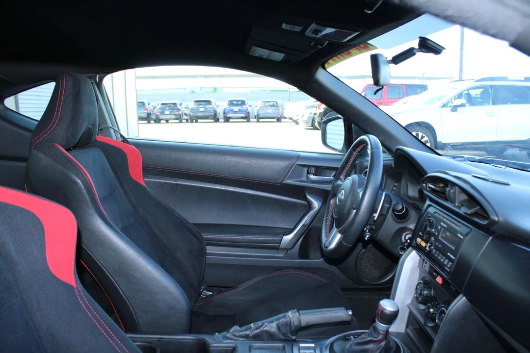 2013 Scion FR-S - Image 21 of 31