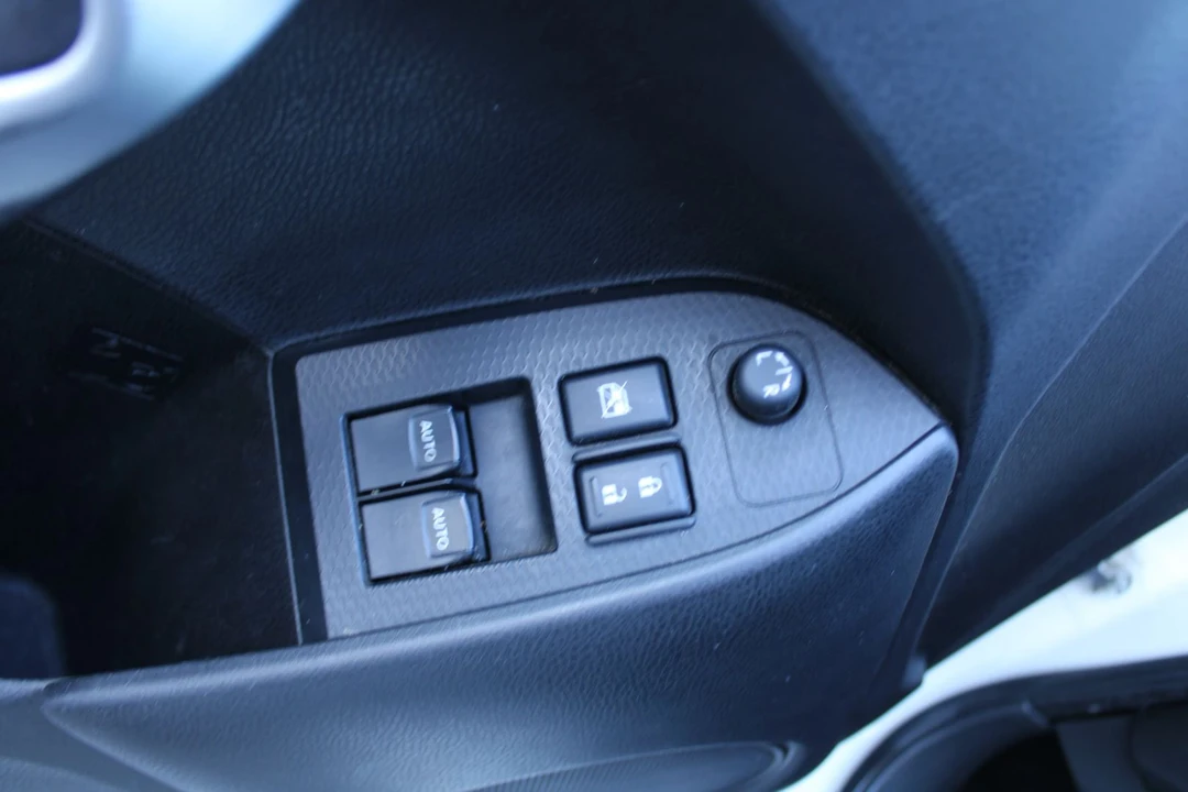 2013 Scion FR-S - Image 23 of 31