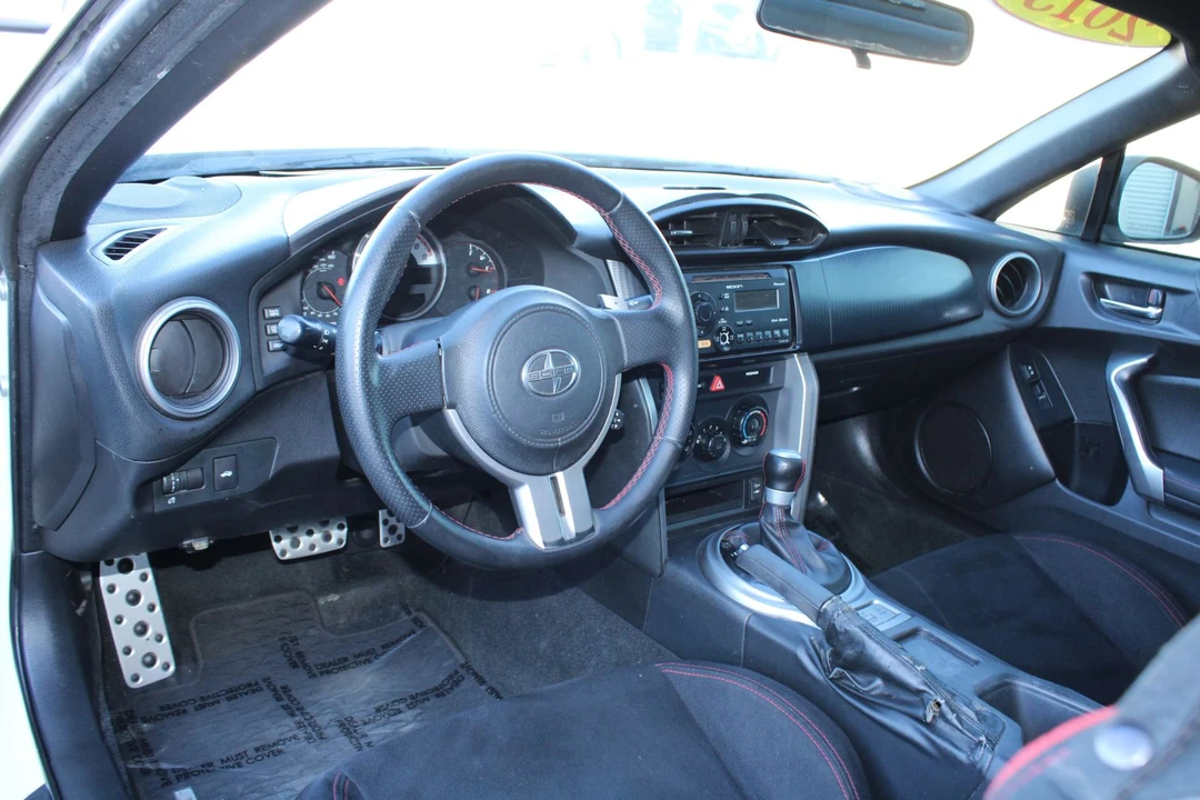 2013 Scion FR-S - Image 9 of 31