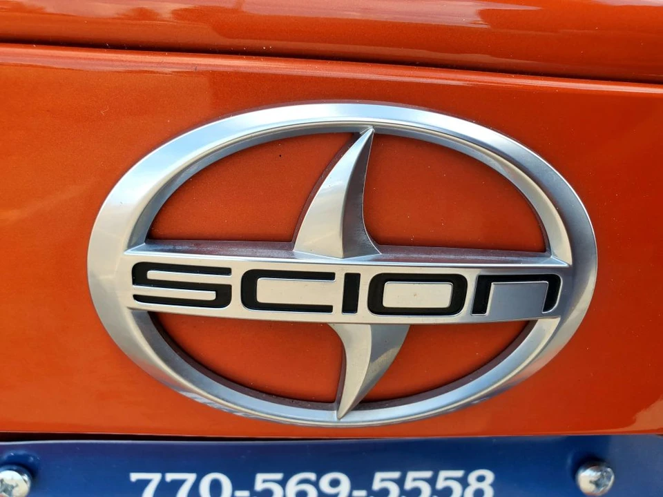 2013 Scion FR-S - Image 11 of 31