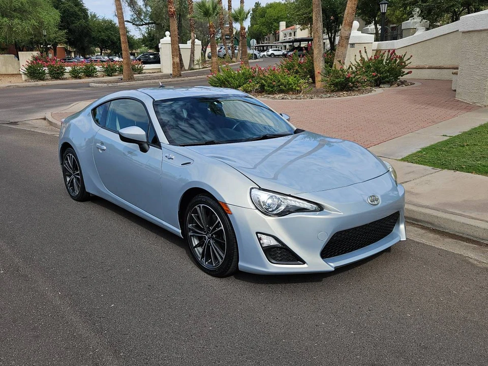 2013 Scion FR-S - Image 5 of 15