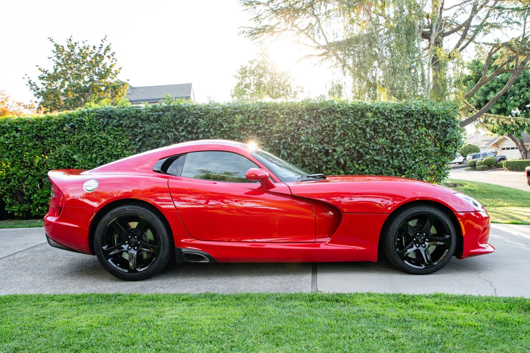 2013 Dodge Viper 5th Gen - Image 4 of 31