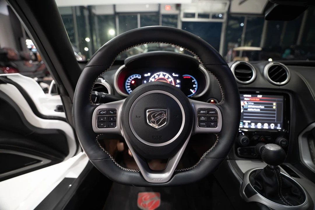 2013 Dodge Viper 5th Gen - Image 13 of 21