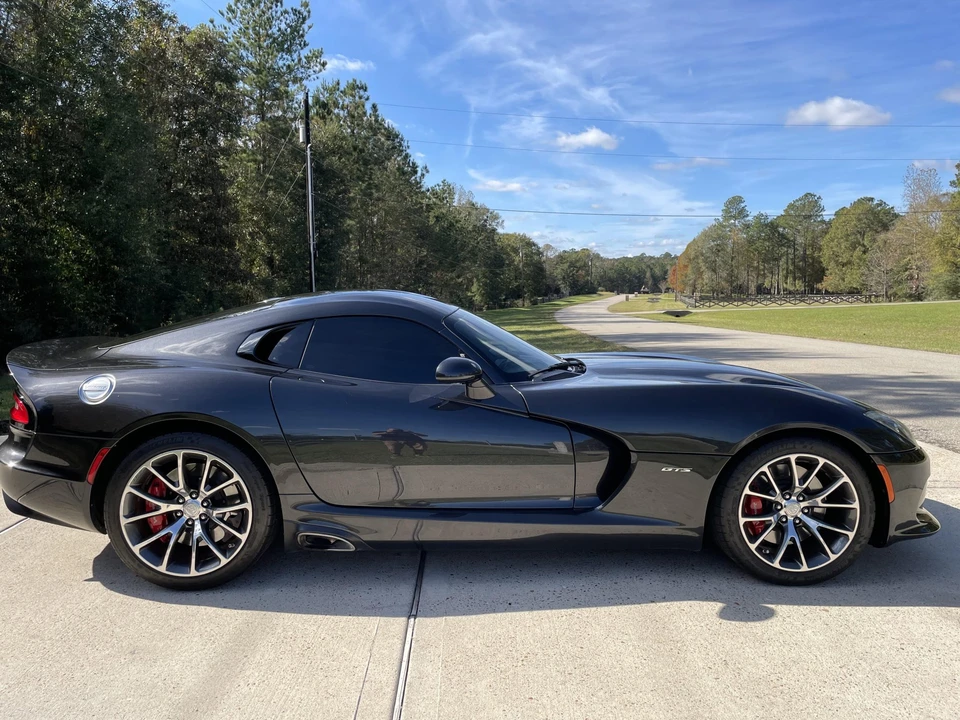 2013 Dodge Viper 5th Gen - Image 16 of 31