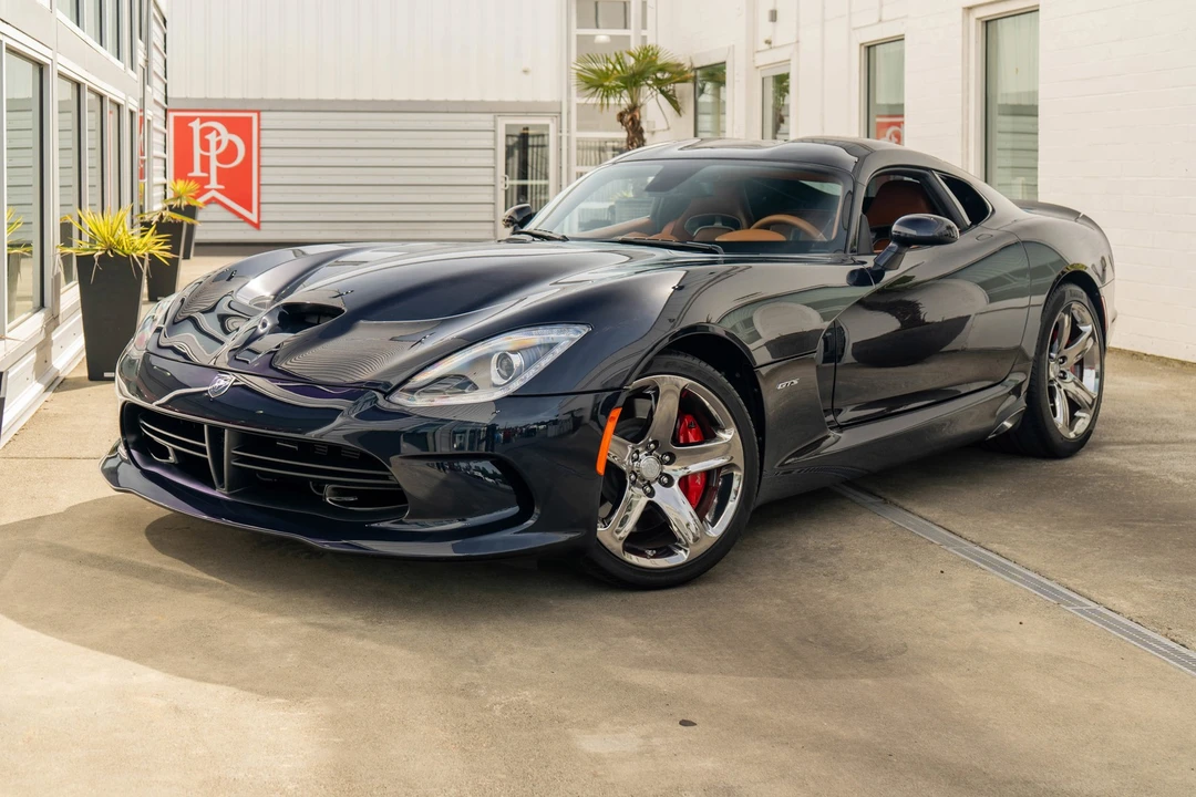 2013 Dodge Viper 5th Gen - Image 2 of 31