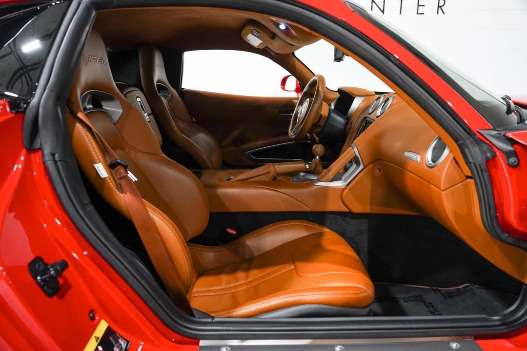 2013 Dodge Viper 5th Gen - Image 16 of 21