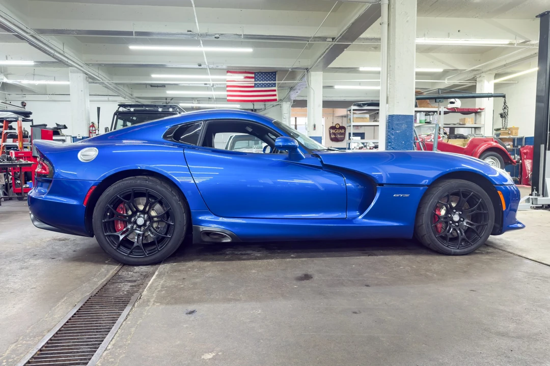 2013 Dodge Viper 5th Gen - Image 7 of 31