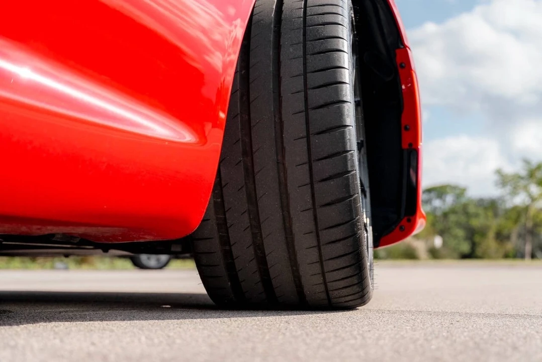 2013 Dodge Viper 5th Gen - Image 15 of 21