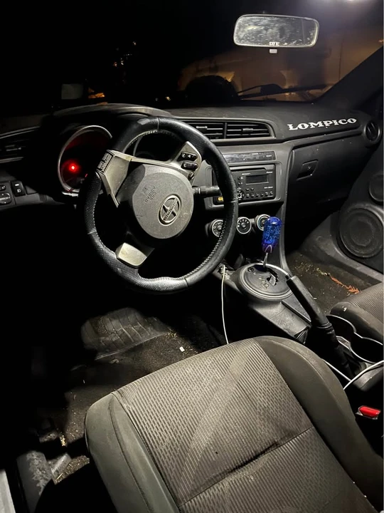2013 Scion tC - Image 7 of 9