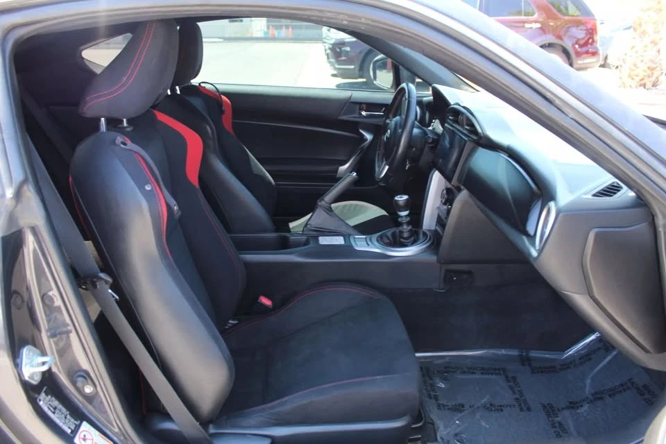 2013 Scion FR-S - Image 15 of 18