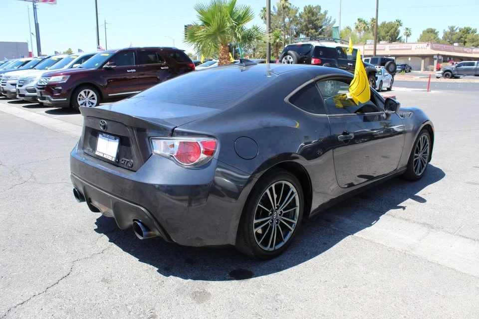 2013 Scion FR-S - Image 5 of 18