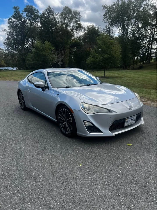 2013 Scion FR-S - Image 4 of 13