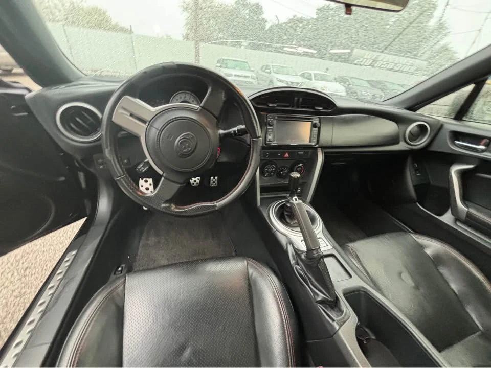 2013 Scion FR-S - Image 6 of 8