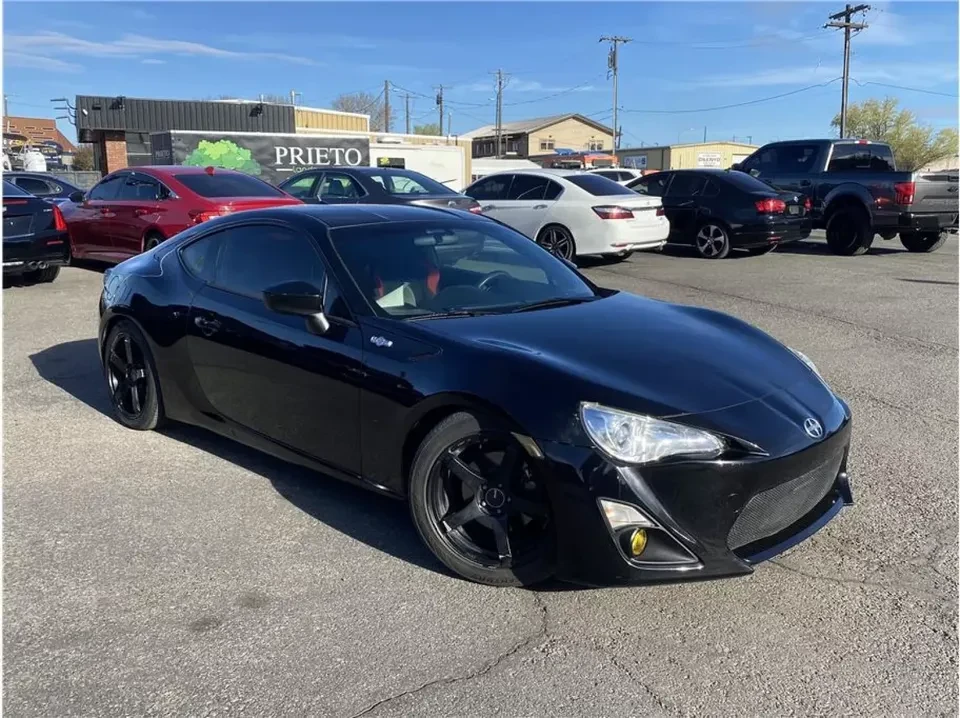 2013 Scion FR-S - Image 3 of 14
