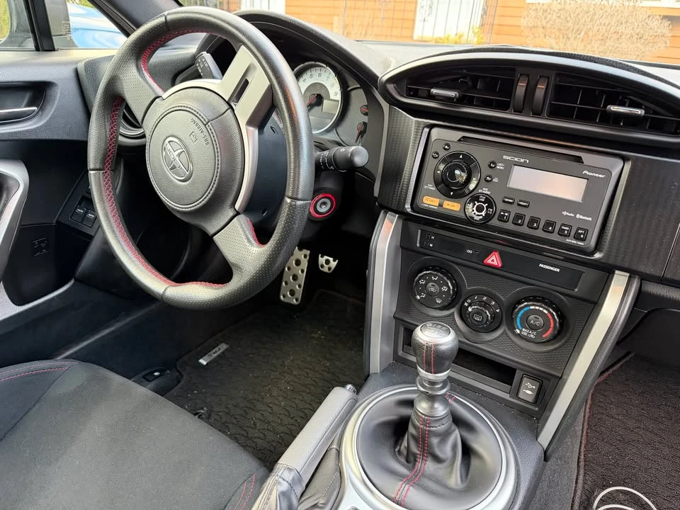 2013 Scion FR-S - Image 10 of 16