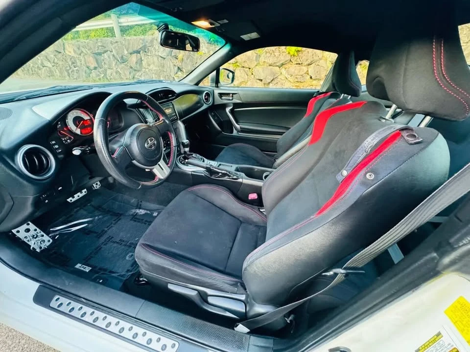 2013 Scion FR-S - Image 7 of 13