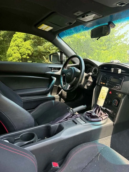 2013 Scion FR-S - Image 11 of 13