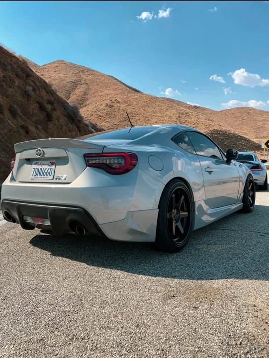 2013 Scion FR-S - Image 3 of 8