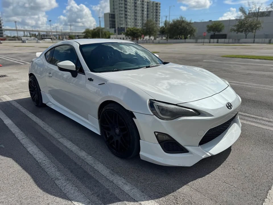 2013 Scion FR-S - Image 8 of 14