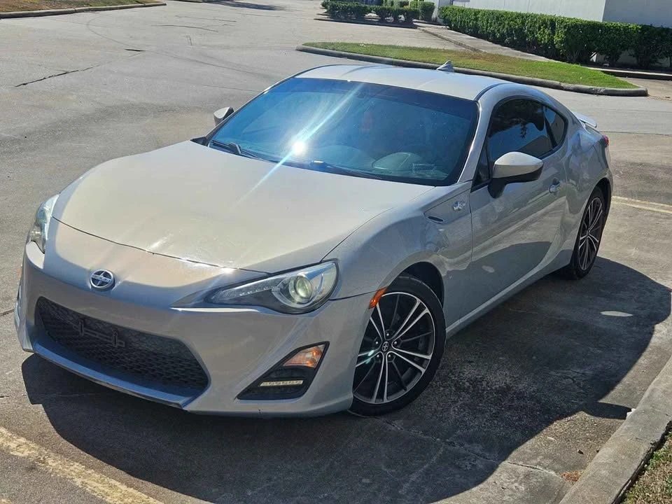2013 Scion FR-S - Image 4 of 9