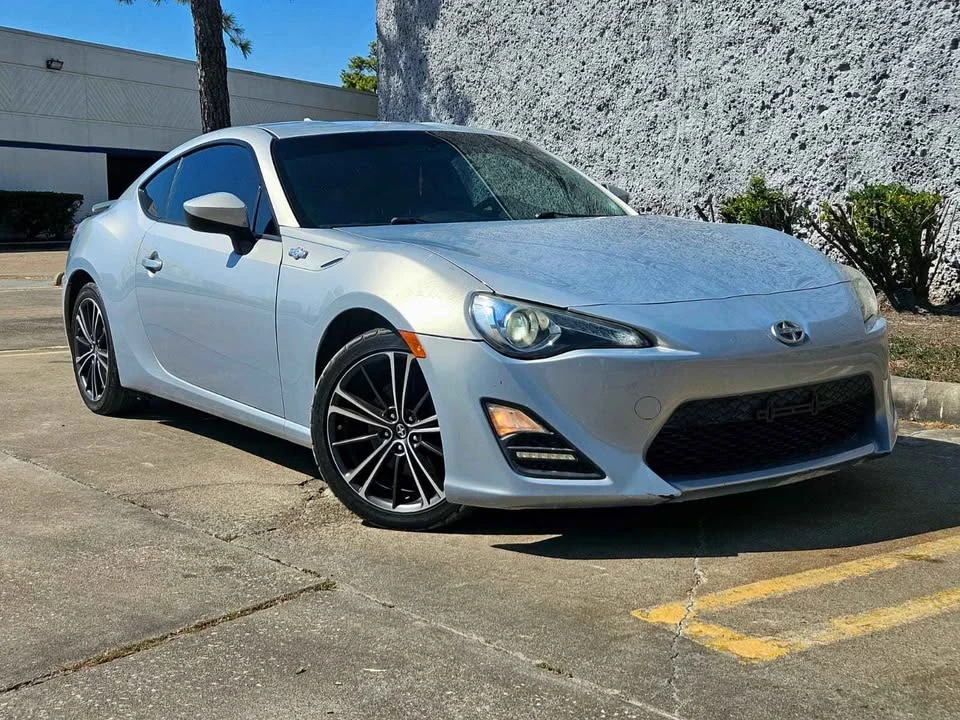 2013 Scion FR-S - Image 2 of 9