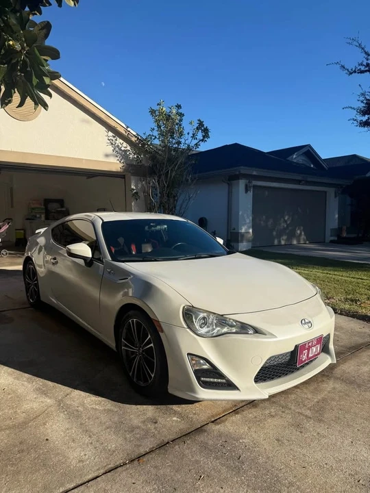 2013 Scion FR-S - Image 5 of 10