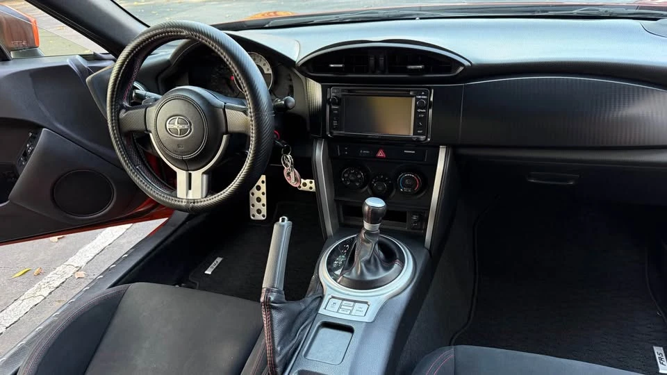 2013 Scion FR-S - Image 11 of 13