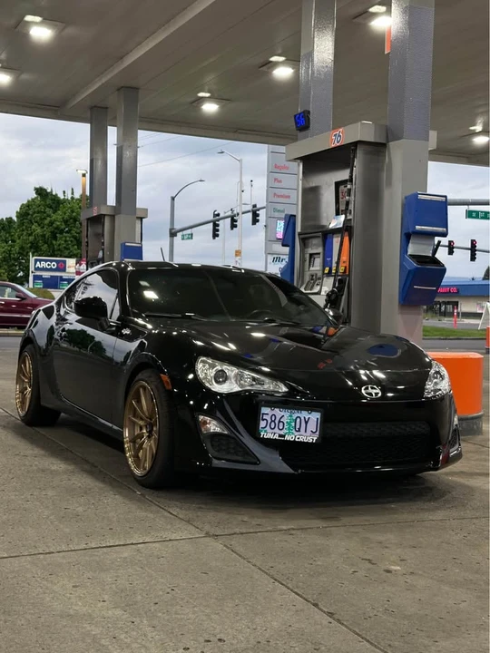 2013 Scion FR-S - Image 2 of 5