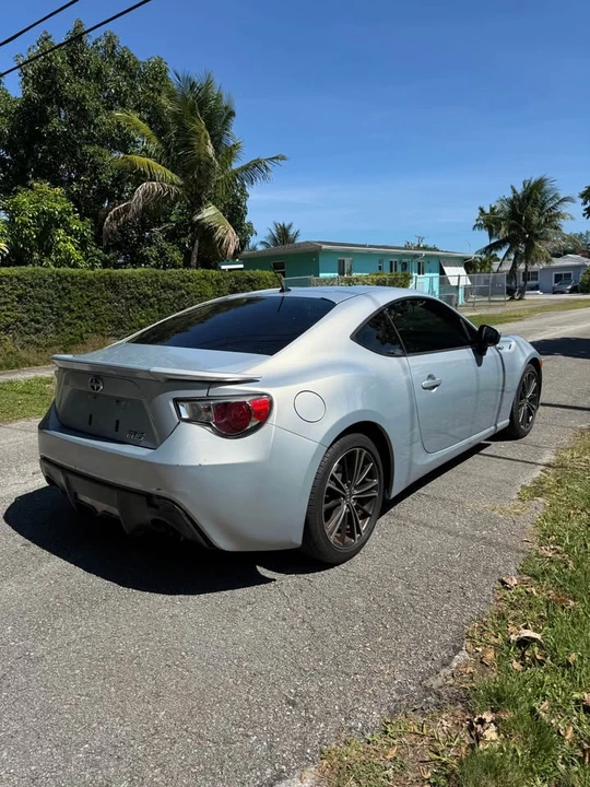 2013 Scion FR-S - Image 4 of 11