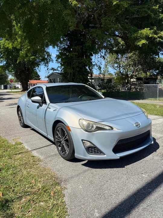 2013 Scion FR-S - Image 3 of 11