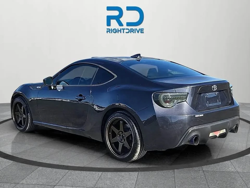 2013 Scion FR-S - Image 5 of 14