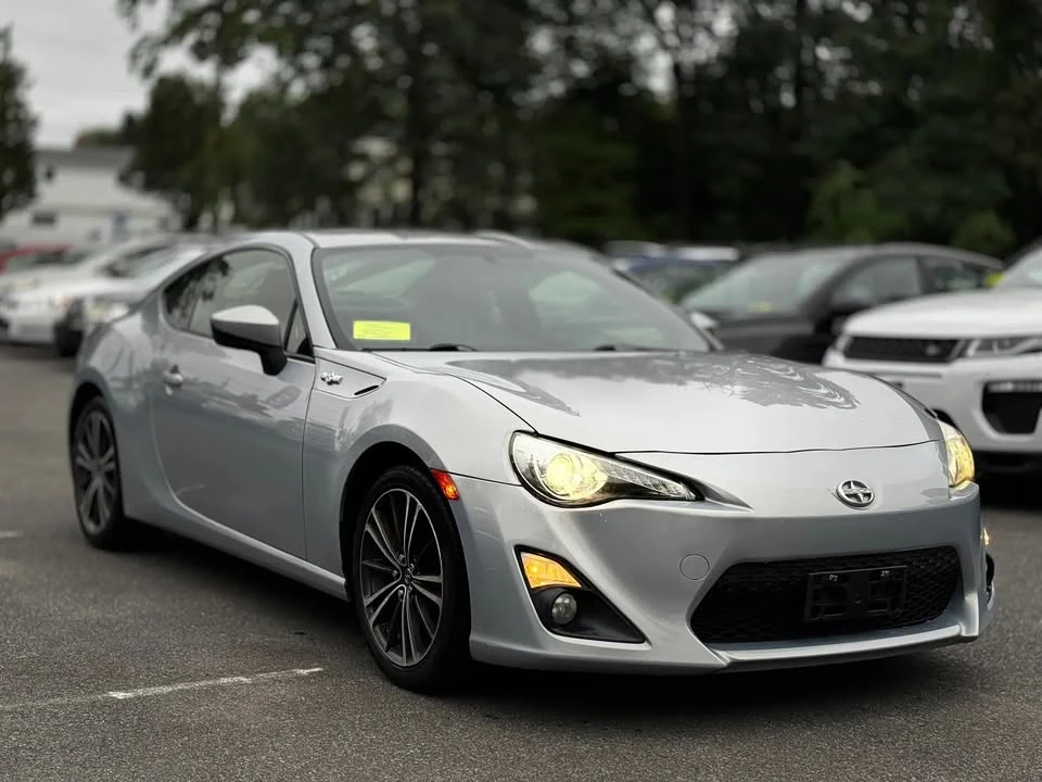 2013 Scion FR-S - Image 3 of 19