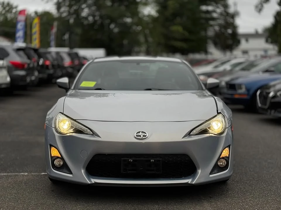 2013 Scion FR-S - Image 2 of 19