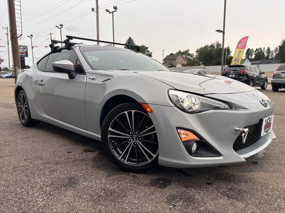 2013 Scion FR-S - Image 3 of 17