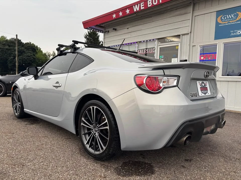 2013 Scion FR-S - Image 4 of 17