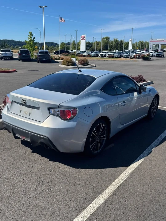 2013 Scion FR-S - Image 6 of 8